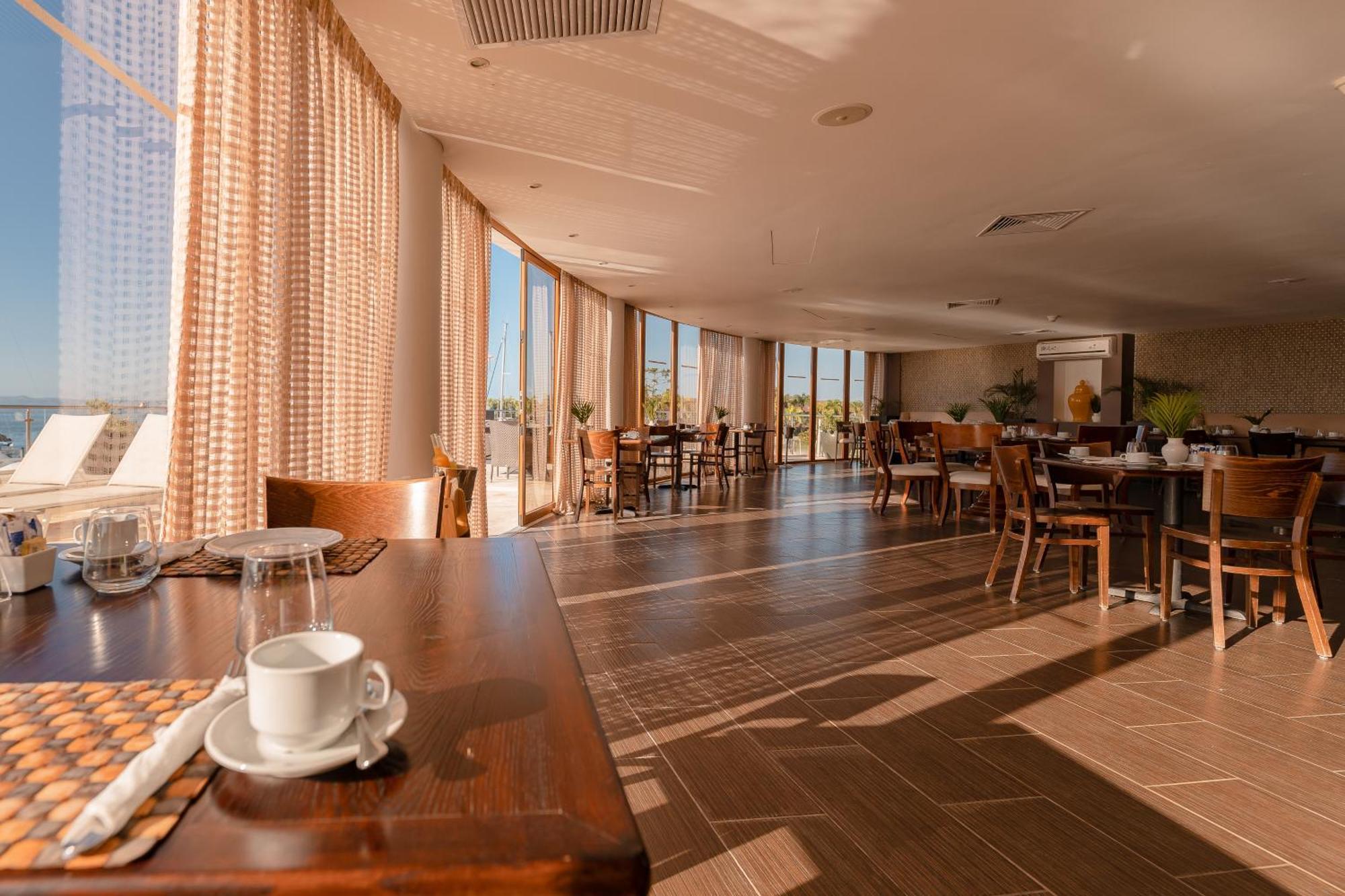 The Bannister Hotel & Yacht Club By Mint Samana 外观 照片