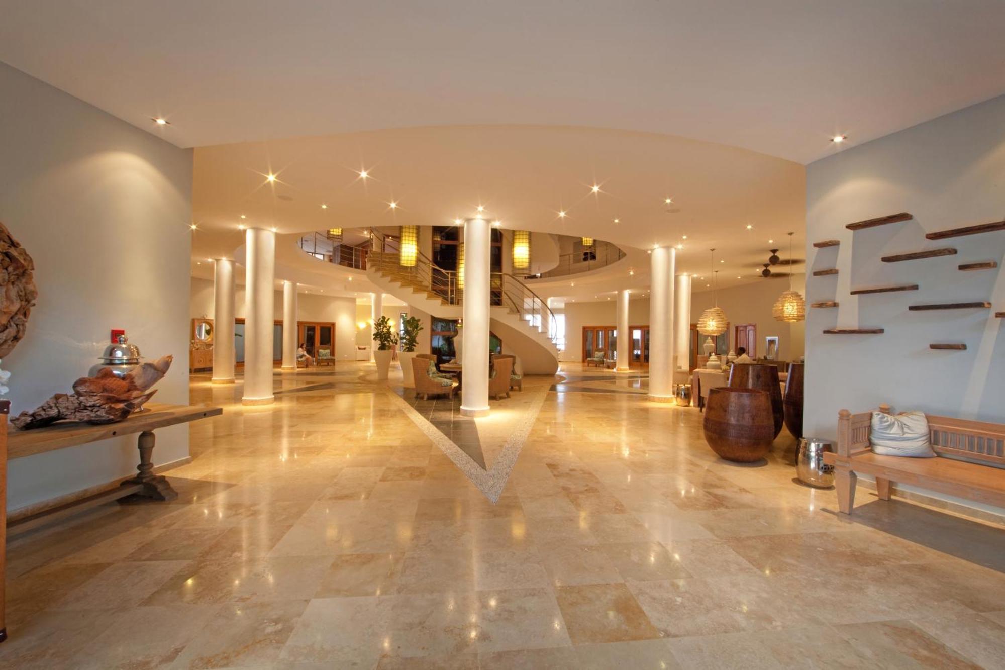 The Bannister Hotel & Yacht Club By Mint Samana 外观 照片